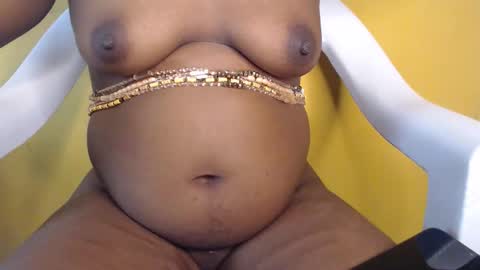 Snapshot of freelady1011 chatting on February 27, 11:54 am babyyo online show from February 27, 11:54 am