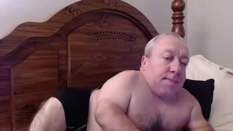 Cute Lil Man online show from March 6, 8:11 am