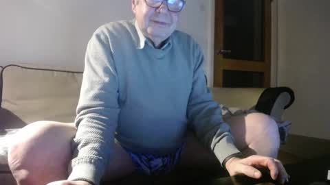 Snapshot of freespirt59 chatting on March 4, 5:03 pm freespirt59 online show from March 4, 5:03 pm