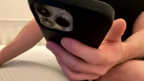 Snapshot of freeworldtoday chatting on December 4, 8:18 pm freeworldtoday online show from December 4, 8:18 pm