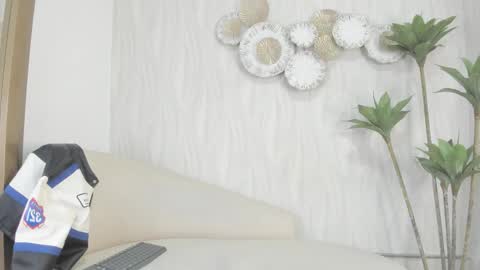 Frehia   online show from February 4, 2:28 am