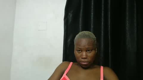 frekkymorelle online show from March 6, 5:03 am