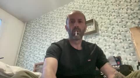 frenchboy443 online show from May 4, 7:10 pm