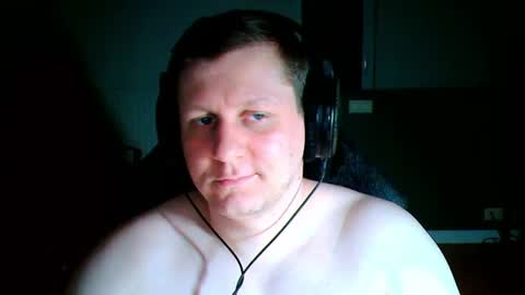 Snapshot of frenchfrieswithmayo chatting on July 19, 9:51 pm French fries online show from July 19, 9:51 pm