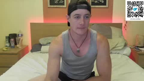 French Horny Bibs online show from May 16, 1:43 pm