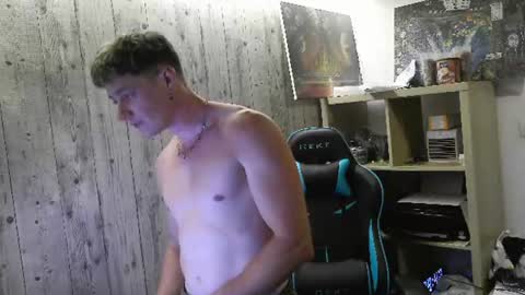 French Horny Bibs online show from June 23, 8:18 pm