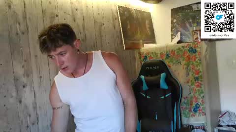 French Horny Bibs online show from July 28, 6:20 pm