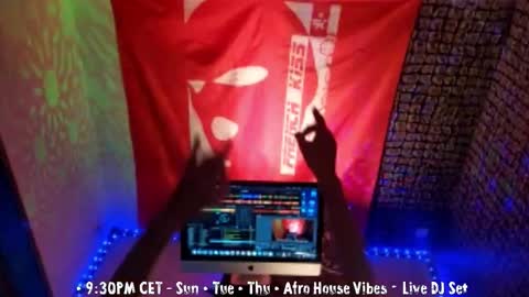 frenchkissdjfk online show from October 1, 4:46 pm