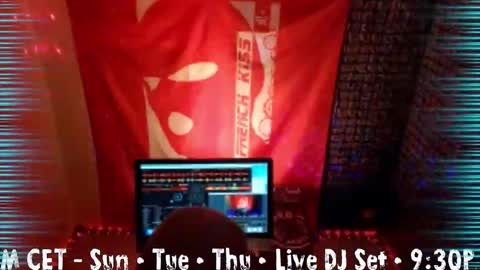 frenchkissdjfk online show from November 11, 8:14 am