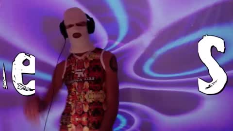 frenchkissdjfk online show from November 13, 8:52 pm