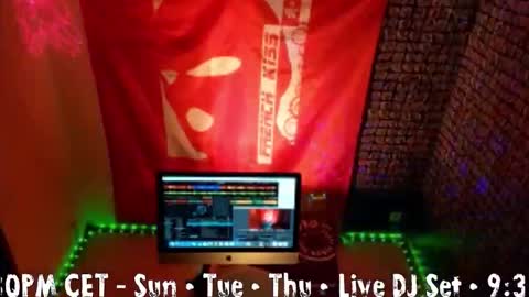 frenchkissdjfk online show from November 16, 4:45 pm