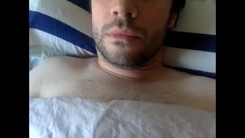 Snapshot of frenchy_from_paris chatting on May 1, 9:14 am frenchy_from_paris online show from May 1, 9:14 am