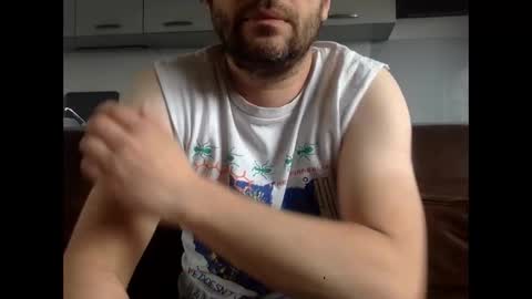 Snapshot of frenchy_from_paris chatting on May 8, 12:43 pm frenchy_from_paris online show from May 8, 12:43 pm