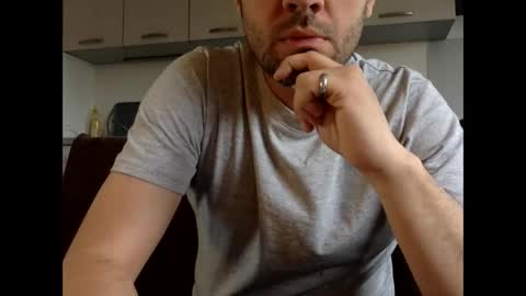Snapshot of frenchy_from_paris chatting on May 17, 1:29 pm frenchy_from_paris online show from May 17, 1:29 pm
