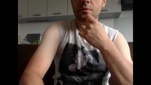 Snapshot of frenchy_from_paris chatting on May 31, 7:59 am frenchy_from_paris online show from May 31, 7:59 am