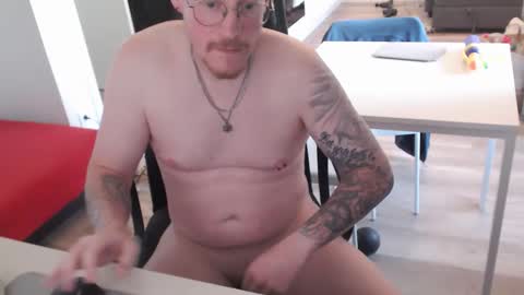 Snapshot of frenumpa86 chatting on September 14, 4:06 pm Frenumpa86 online show from September 14, 4:06 pm