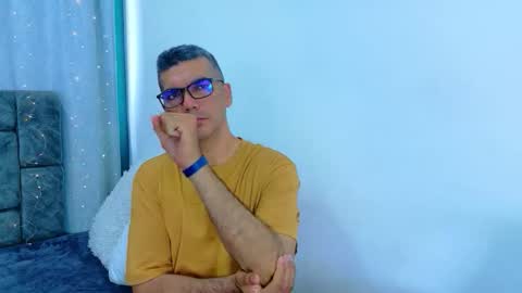 frepocolle online show from April 19, 6:10 pm