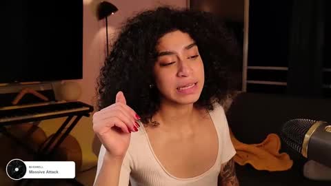 Snapshot of fresatanica chatting on February 22, 7:45 am Vale online show from February 22, 7:45 am