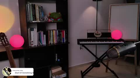 Snapshot of fresatanica chatting on September 15, 2:22 am Vale online show from September 15, 2:22 am