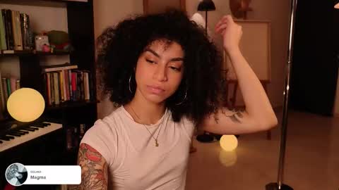 Snapshot of fresatanica chatting on November 25, 4:56 am Vale online show from November 25, 4:56 am