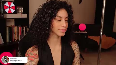 Snapshot of fresatanica chatting on February 1, 2:32 am Vale online show from February 1, 2:32 am