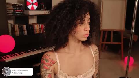 Snapshot of fresatanica chatting on February 9, 12:36 am Vale online show from February 9, 12:36 am