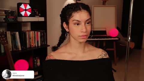 Snapshot of fresatanica chatting on February 10, 1:43 am Vale online show from February 10, 1:43 am