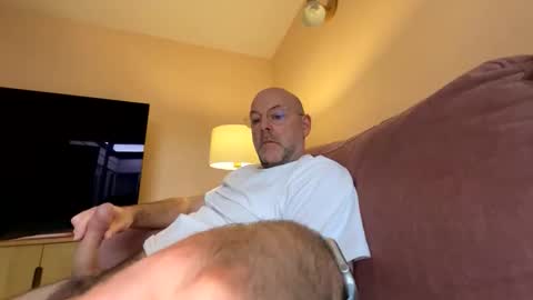 Snapshot of freshfromthepump chatting on November 3, 3:46 pm freshfromthepump online show from November 3, 3:46 pm