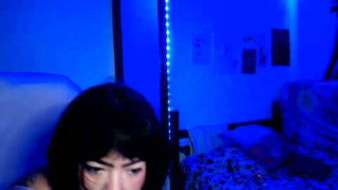 Snapshot of fresiitaa_1 chatting on July 6, 4:20 pm fresiitaa_1 online show from July 6, 4:20 pm