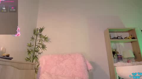 Snapshot of fresita44 chatting on December 18, 1:37 am see u 500 pm hora col online show from December 18, 1:37 am