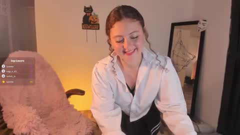 Snapshot of fresita44 chatting on October 23, 9:35 pm see u 500 pm hora col online show from October 23, 9:35 pm