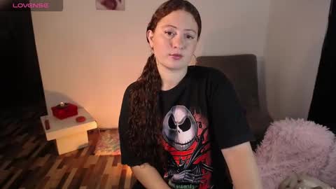 Snapshot of fresita44 chatting on November 26, 8:54 pm see u 500 pm hora col online show from November 26, 8:54 pm