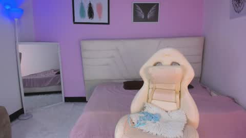 Snapshot of fresitalove01 chatting on December 1, 3:06 pm fresitalove01 online show from December 1, 3:06 pm