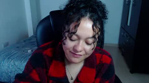 Snapshot of freud_x_louise1 chatting on December 9, 8:44 am Louise  online show from December 9, 8:44 am