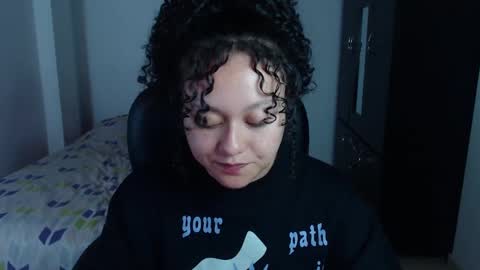 Snapshot of freud_x_louise1 chatting on January 3, 4:33 am Louise  online show from January 3, 4:33 am