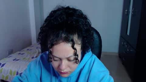 Snapshot of freud_x_louise1 chatting on January 13, 3:34 am Louise  online show from January 13, 3:34 am