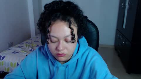 Snapshot of freud_x_louise1 chatting on January 13, 7:21 am Louise  online show from January 13, 7:21 am