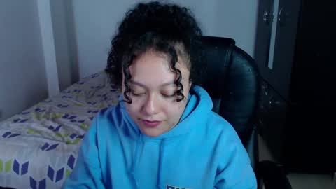 Snapshot of freud_x_louise1 chatting on January 13, 10:25 am Louise  online show from January 13, 10:25 am