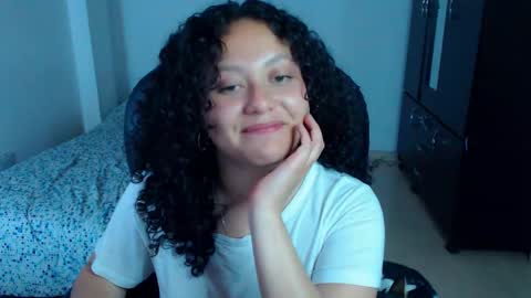 Snapshot of freud_x_louise1 chatting on September 9, 4:56 am Louise  online show from September 9, 4:56 am