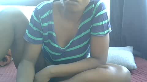 Snapshot of freya255 chatting on July 16, 8:53 am freya255 online show from July 16, 8:53 am
