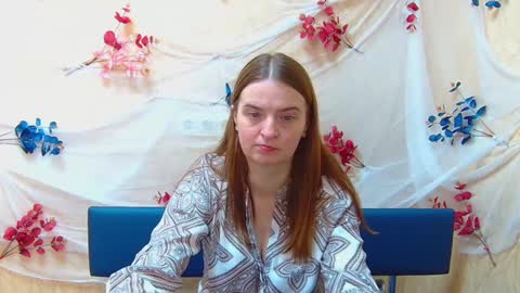 Snapshot of freyadak chatting on December 11, 4:39 am FreyaDak online show from December 11, 4:39 am