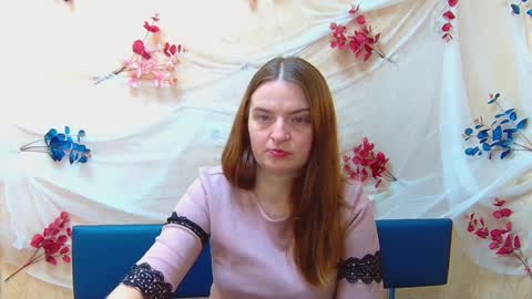 Snapshot of freyadak chatting on December 17, 12:23 am FreyaDak online show from December 17, 12:23 am