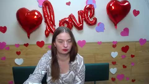 Snapshot of freyadak chatting on February 23, 3:18 pm FreyaDak online show from February 23, 3:18 pm