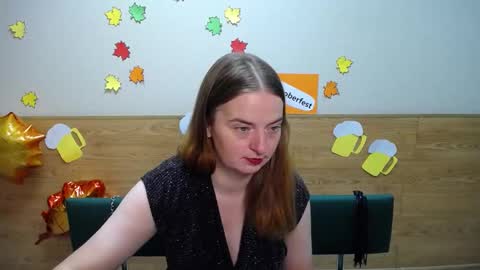 Snapshot of freyadak chatting on September 21, 5:09 am FreyaDak online show from September 21, 5:09 am