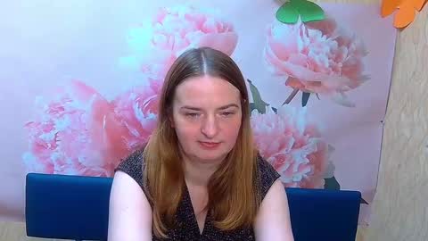 Snapshot of freyadak chatting on October 2, 5:20 pm FreyaDak online show from October 2, 5:20 pm