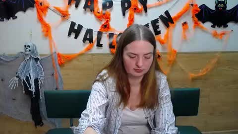 Snapshot of freyadak chatting on November 6, 6:31 pm FreyaDak online show from November 6, 6:31 pm