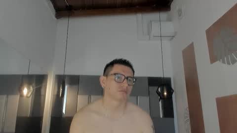 Snapshot of freyalane chatting on November 18, 12:31 pm ALIS AND ALEX online show from November 18, 12:31 pm