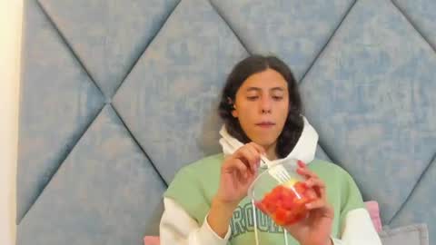 Snapshot of freyamoller_ chatting on July 14, 6:46 pm FreyaMoller online show from July 14, 6:46 pm