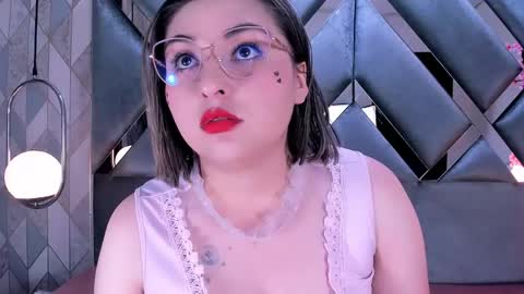  Freya Starling  online show from May 31, 12:01 pm