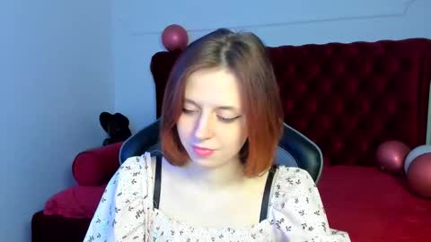 FreyaVey online show from February 25, 6:12 am